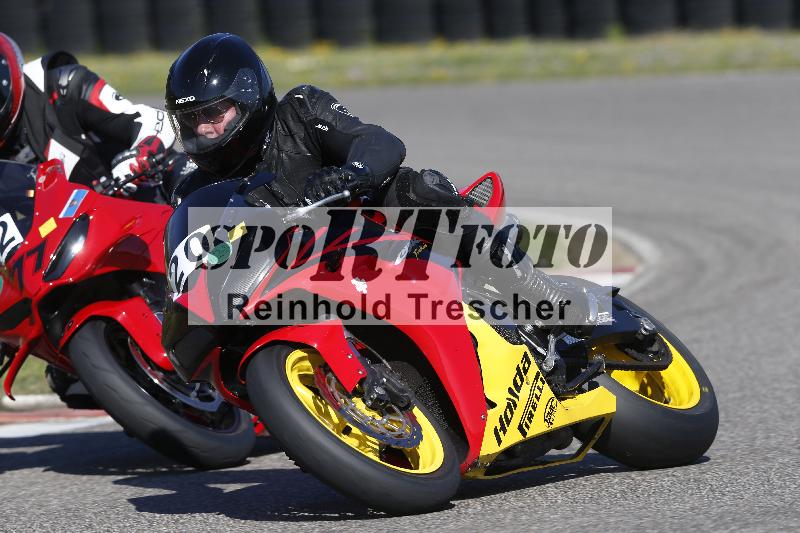 /Archiv-2025/03 04.04.2025 TZ Motorsport ADR/Gruppe gruen/20